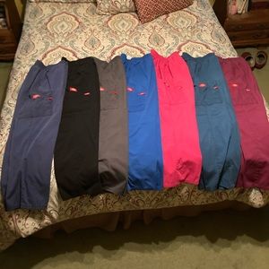 Womens Dickies cargo pocket scrub pants